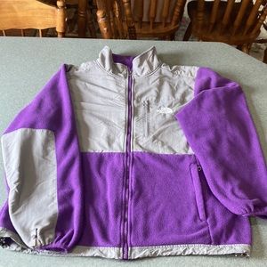 🏕North Face 2XL Women's Fleece Jacket Purple and Grey